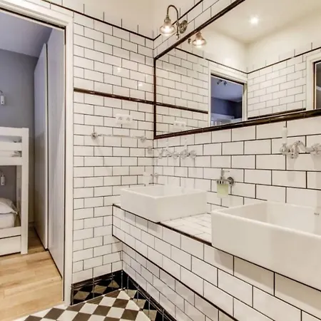 Nice Design Apt Near Bastille * Париж